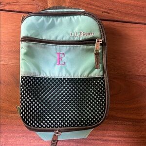 L.L. Bean Sea Green Lunch Bag with Zipper Closure